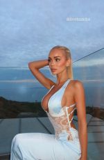 JULIA CAVANAGH - Instagram Photos 04/15/2026