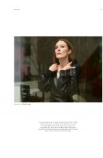 JULIANNE MOORE for Harper