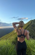 JUTTA LEERDAM - Instagram Photos 04/15/2026