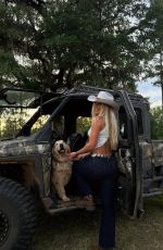 JUTTA LEERDAM - Instagram Photos 04/28/2026