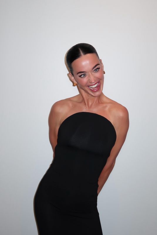 KATY PERRY – Instagram Photos 04/07/2026