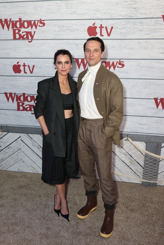 KERI RUSSELL and Matthew Rhys at Widow