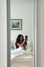KOMAL ILSANKER - Instagram Photos 04/24/2026