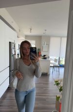 KYLA DODDS - Instagram Photos 04/05/2026