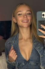 KYLA DODDS - Instagram Photos 04/07/2026