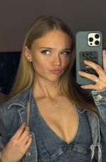 KYLA DODDS - Instagram Photos 04/07/2026