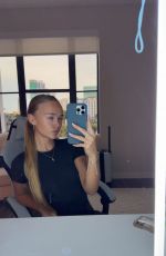 KYLA DODDS - Instagram Photos 04/07/2026