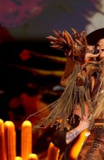 LAINEY WILSON Performs at 2026 Stagecoach Festival Day 2 in Indio 04/25/2026
