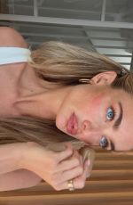 LILIA WEDDELL - Instagram Photos 04/01/2026