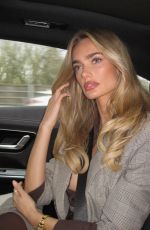 LILIA WEDDELL - Instagram Photos 04/03/2026