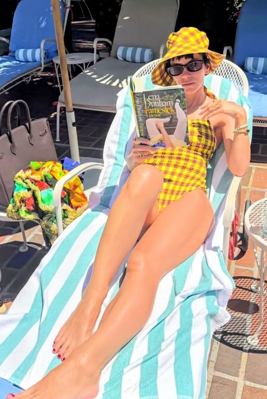 LILY ALLEN – Instagram Photo 04/24/2026