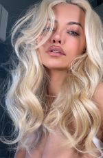 LINDSEY PELAS - Instagram Photos 04/02/2026