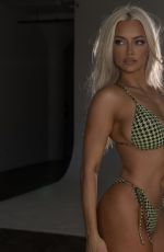 LINDSEY PELAS - Instagram Photos 04/02/2026