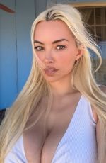 LINDSEY PELAS - Instagram Photos 04/02/2026