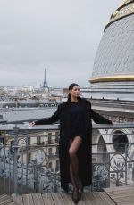 LIZA MAKHU - Instagram Photos 04/13/2026