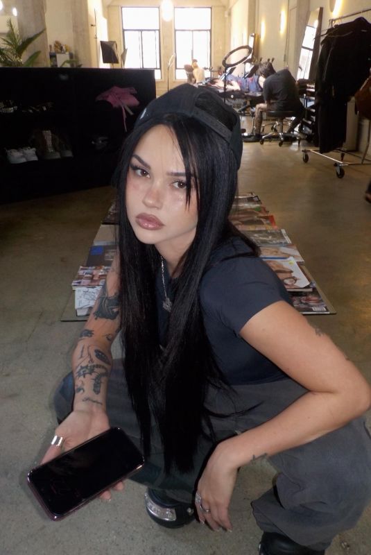 MAGGIE LINDEMANN - Instagram Photos 04/02/2026