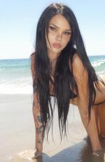 MAGGIE LINDEMANN - Instagram Photos 04/08/2026