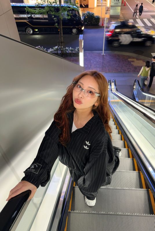 MAKOTO MINAMI - Instagram Photos 04/21/2026