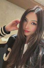 MIKA TAKEUCHI - Instagram Photos 04/29/2026
