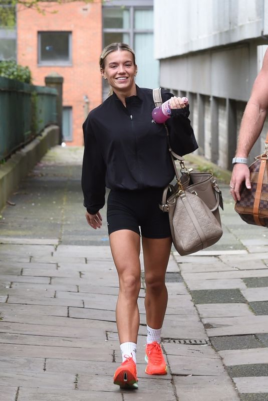 MOLLY SMITH and Tom Clare Leaves Barry