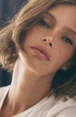 NAILA VAN KOMMER - Instagram Photos 04/08/2026