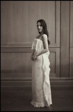 OLIVIA MUNN - Instagram Photos 04/01/2026