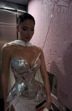 ORIOLA MARASHI - Instagram Photos 04/04/2026