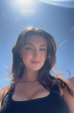 RACHEL PIZZOLATO - Instagram Photos 04/12/2026
