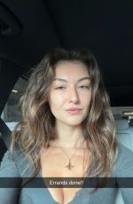 RACHEL PIZZOLATO - Instagram Photos 04/12/2026