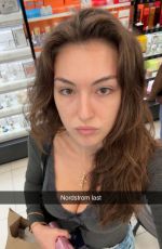 RACHEL PIZZOLATO - Instagram Photos 04/12/2026