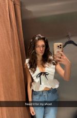 RACHEL PIZZOLATO - Instagram Photos 04/12/2026