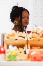RIHANNA Shopping at Baby Store Bambino in Paris 01/18/2026