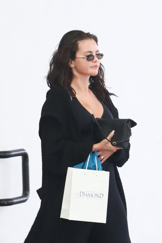 SELENA GOMEZ Leaves Diamond Face Institute After a Beauty Session in Beverly Hills 03/31/2026
