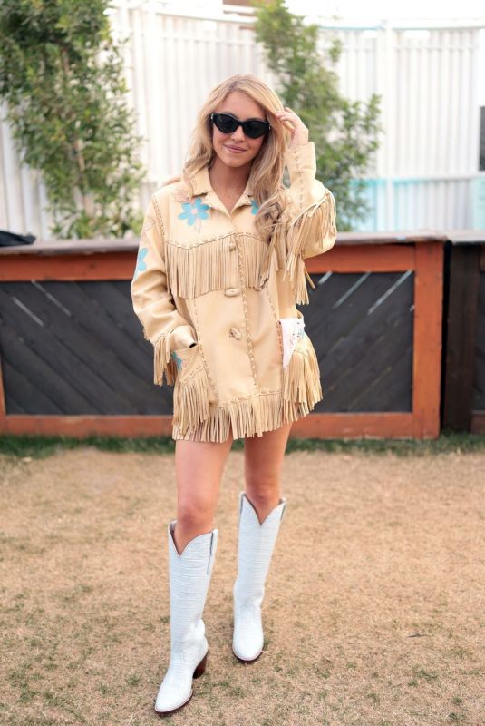 SYDNEY SWEENEY at Day 2 of Stagecoach Festival in Indio 04/25/2026