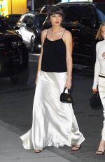 TAYLOR SWIFT Out with Friends in New York City 04/08/2026
