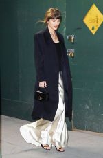 TAYLOR SWIFT Out with Friends in New York City 04/08/2026