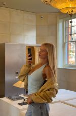 VICTORIA TURNER - Instagram Photos 04/09/2026
