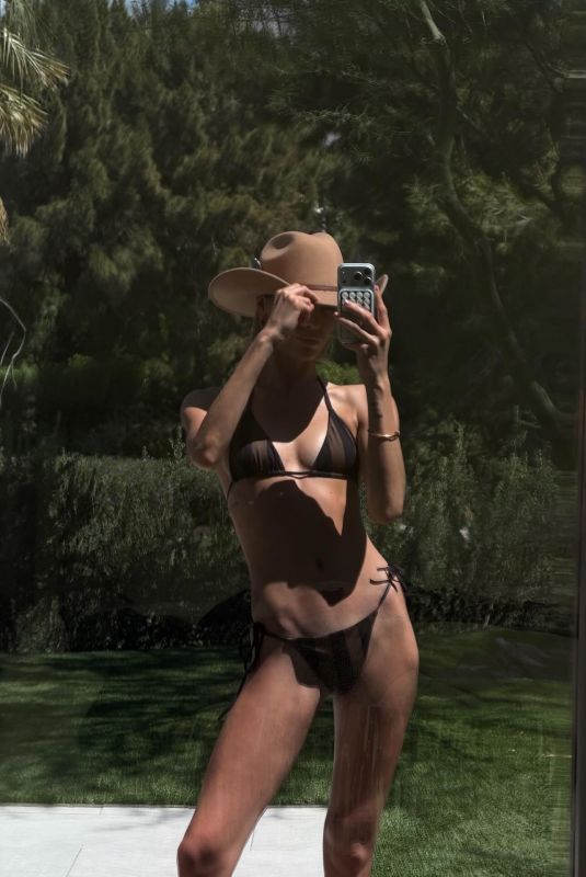 WALLIS DAY – Instagram Photos 04/10/2026