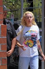 AMANDA BYNES and Zachary Khan Out for Lunch in Los Angeles 05/05/2026