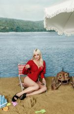 ANNA FARIS for Numero Netherlands, May 2026