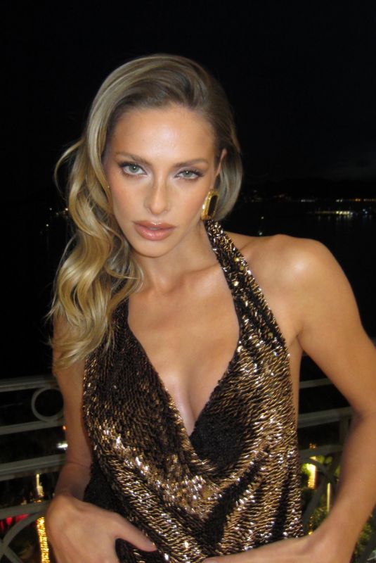ANNA MARIA OLBRYCHT – Instagram Photos 05/18/2026