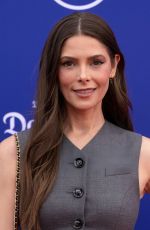 ASHLEY GREENE at World Fencing League