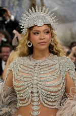 BEYONCE at 2026 Met Gala Celebrating Costume Art at Metropolitan Museum of Art in New York City 05/04/2026