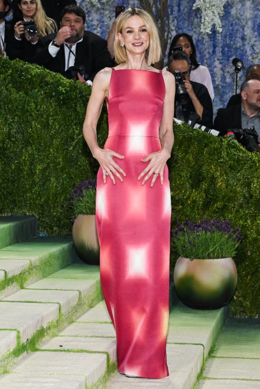 CAREY MULLIGAN at 2026 Met Gala Celebrating Costume Art at Metropolitan Museum of Art in New York City 05/04/2026