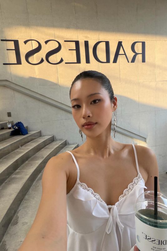 CECE ZHEN – Instagram Photos 05/18/2026