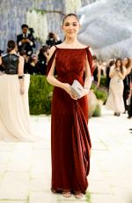 CHARLOTTE EFFRON at 2026 Met Gala Celebrating Costume Art at Metropolitan Museum of Art in New York City 05/04/2026