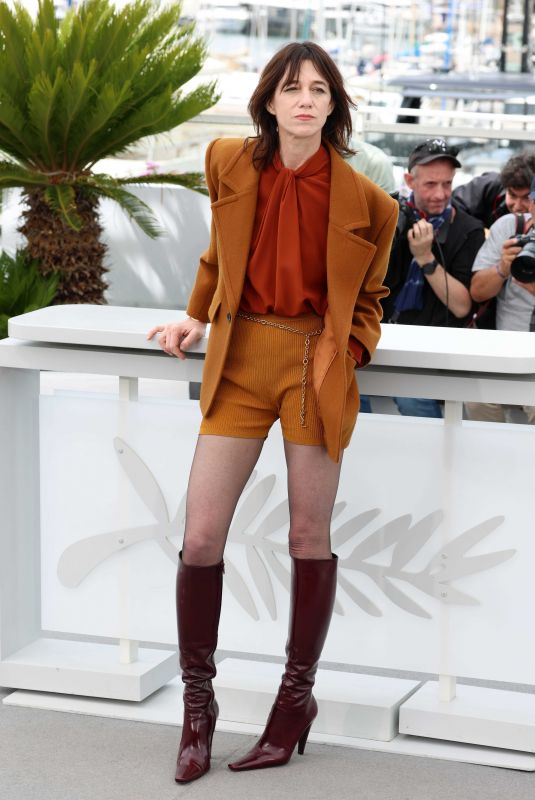CHARLOTTE GAINSBOURG at L
