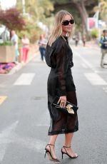 CLAIRE HOLT - Instagram Photos 05/13/2026