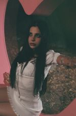 ELLISE GITAS for tmrw Magazine, October 2025