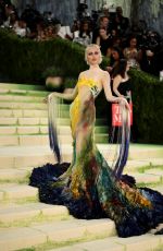 EMMA CHAMBERLAIN at 2026 Met Gala Celebrating Costume Art at Metropolitan Museum of Art in New York City 05/04/2026